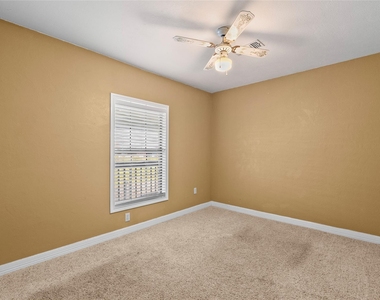 7108 E Hunter Drive - Photo Thumbnail 15