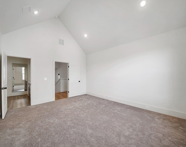 881 Rachel Street - Photo Thumbnail 19
