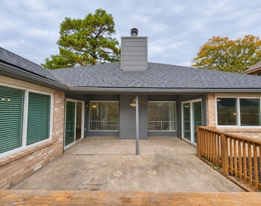 2118 Creston Drive - Photo Thumbnail 22
