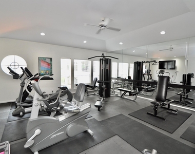 3231 Allen Parkway - Photo Thumbnail 11