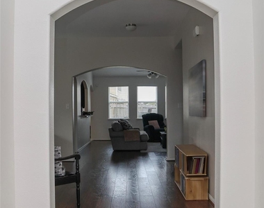 4703 N Bella Court - Photo Thumbnail 4