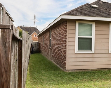 4703 N Bella Court - Photo Thumbnail 31
