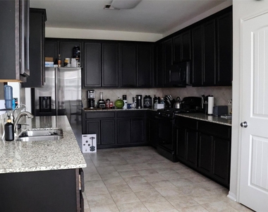 4703 N Bella Court - Photo Thumbnail 13