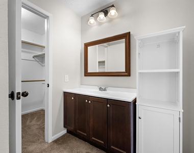 634 Spring Breeze Street - Photo Thumbnail 28