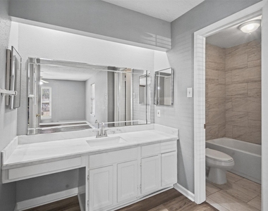 1323 Castle Glen Drive - Photo Thumbnail 26