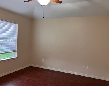 27 Prairie Oaks Drive - Photo Thumbnail 29