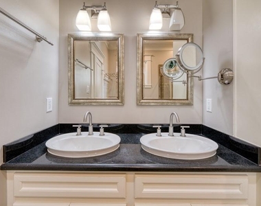 426 W 25th Street - Photo Thumbnail 22