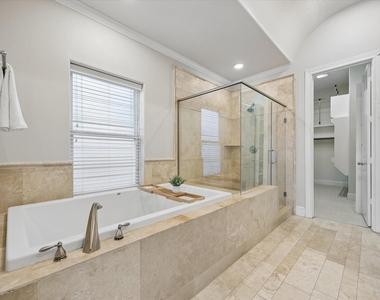 8805 Kolbe Bend Lane - Photo Thumbnail 23