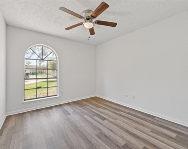 23806 Spring Moss Drive - Photo Thumbnail 8
