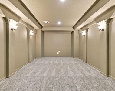 13102 Spear Trail Court - Photo Thumbnail 27