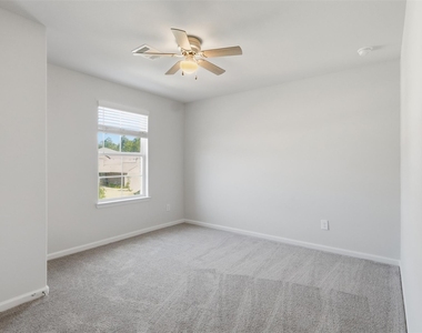29 Valiant Ridge Trail - Photo Thumbnail 13