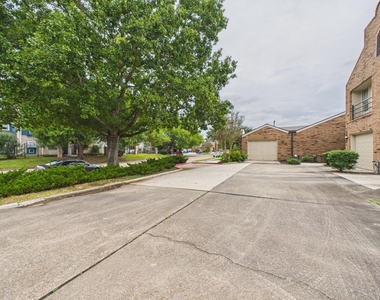 15938 Seahorse Drive - Photo Thumbnail 37