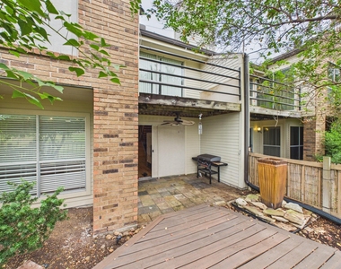 15938 Seahorse Drive - Photo Thumbnail 31
