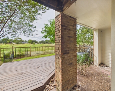 15938 Seahorse Drive - Photo Thumbnail 30