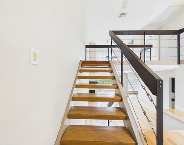 15938 Seahorse Drive - Photo Thumbnail 14