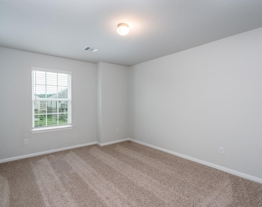 2910 Orchid Ranch Drive - Photo Thumbnail 6