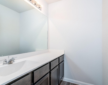 2910 Orchid Ranch Drive - Photo Thumbnail 8