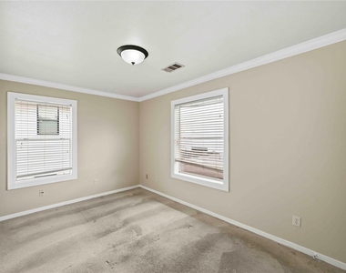6518 Clawson Street - Photo Thumbnail 24