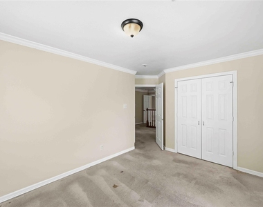6518 Clawson Street - Photo Thumbnail 21