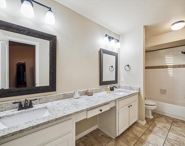 4107 Wentworth Drive - Photo Thumbnail 20