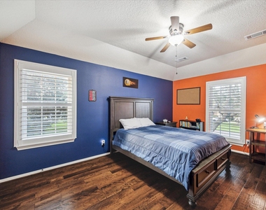 4107 Wentworth Drive - Photo Thumbnail 18