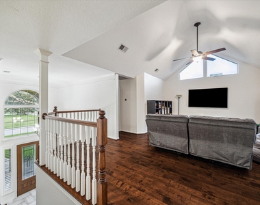4107 Wentworth Drive - Photo Thumbnail 16