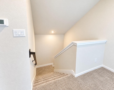 22015 Messina Springs Drive - Photo Thumbnail 13