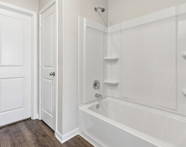 5910 Peony Place - Photo Thumbnail 15