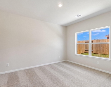 5910 Peony Place - Photo Thumbnail 12