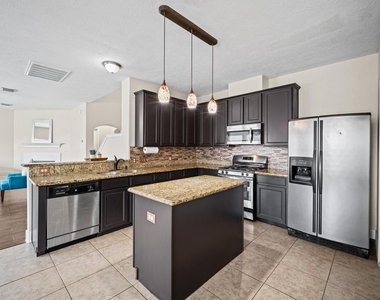 8711 Sandusky Court - Photo Thumbnail 8