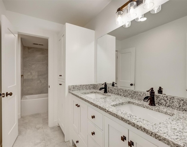 315 Cypress Street - Photo Thumbnail 17
