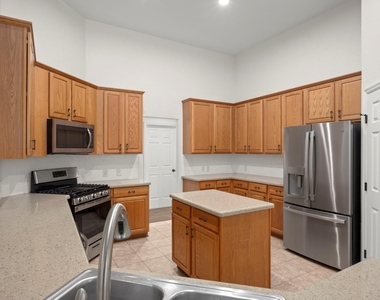 34 S Rambling Ridge Place - Photo Thumbnail 10