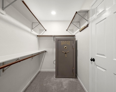34 S Rambling Ridge Place - Photo Thumbnail 18