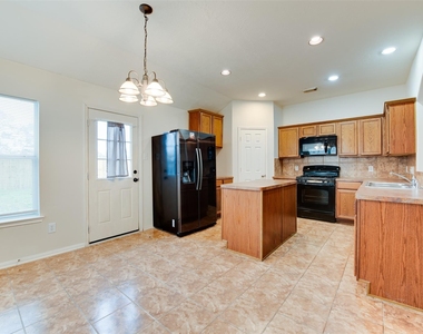 16014 Hidden Crest Drive - Photo Thumbnail 7