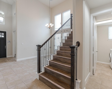 8118 Little Scarlet Street - Photo Thumbnail 14