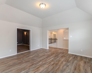 8118 Little Scarlet Street - Photo Thumbnail 15