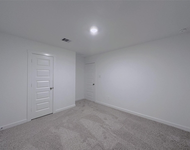 30307 Reagans Ranch Drive - Photo Thumbnail 19