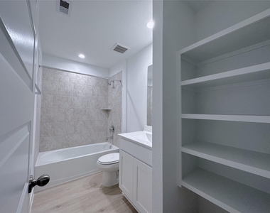 30307 Reagans Ranch Drive - Photo Thumbnail 21