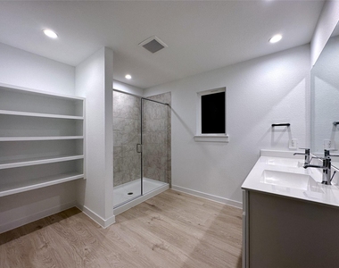 30307 Reagans Ranch Drive - Photo Thumbnail 14