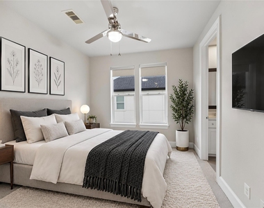 9664 Knight Road - Photo Thumbnail 12