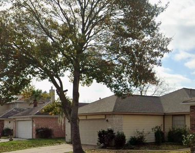 19931 Sycamore Valley Drive - Photo Thumbnail 4