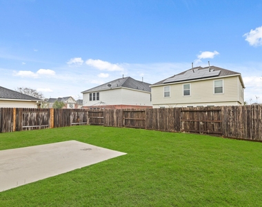 16799 Blackberry Lily Lane - Photo Thumbnail 31