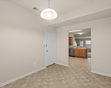 16799 Blackberry Lily Lane - Photo Thumbnail 19