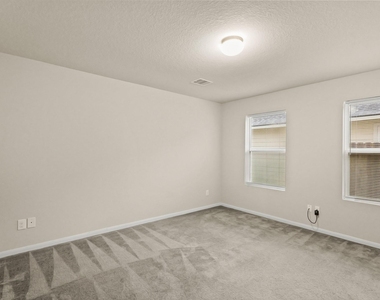 16799 Blackberry Lily Lane - Photo Thumbnail 2