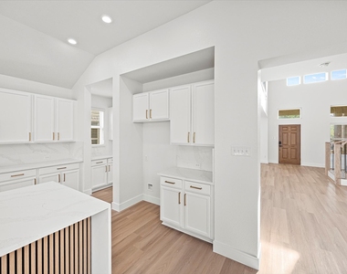 1115 Penny Ranch Lane - Photo Thumbnail 20