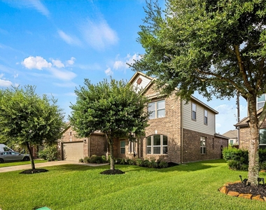 1115 Penny Ranch Lane - Photo Thumbnail 2