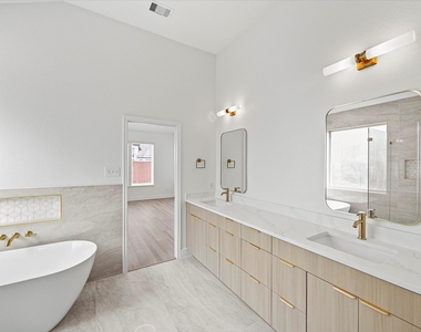 1115 Penny Ranch Lane - Photo Thumbnail 33