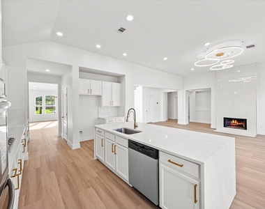 1115 Penny Ranch Lane - Photo Thumbnail 17