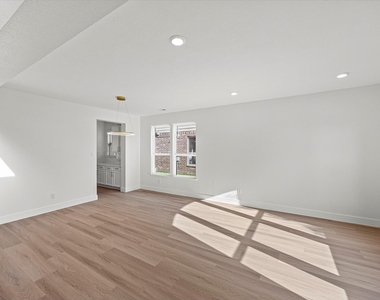 1115 Penny Ranch Lane - Photo Thumbnail 8