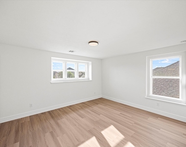 1115 Penny Ranch Lane - Photo Thumbnail 34